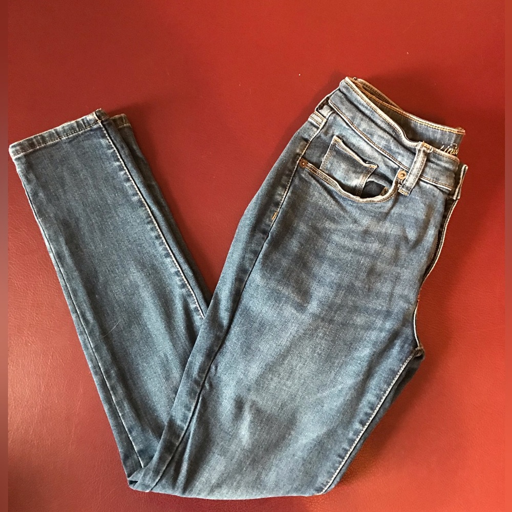 Universal Thread Curvy Skinny Jeans